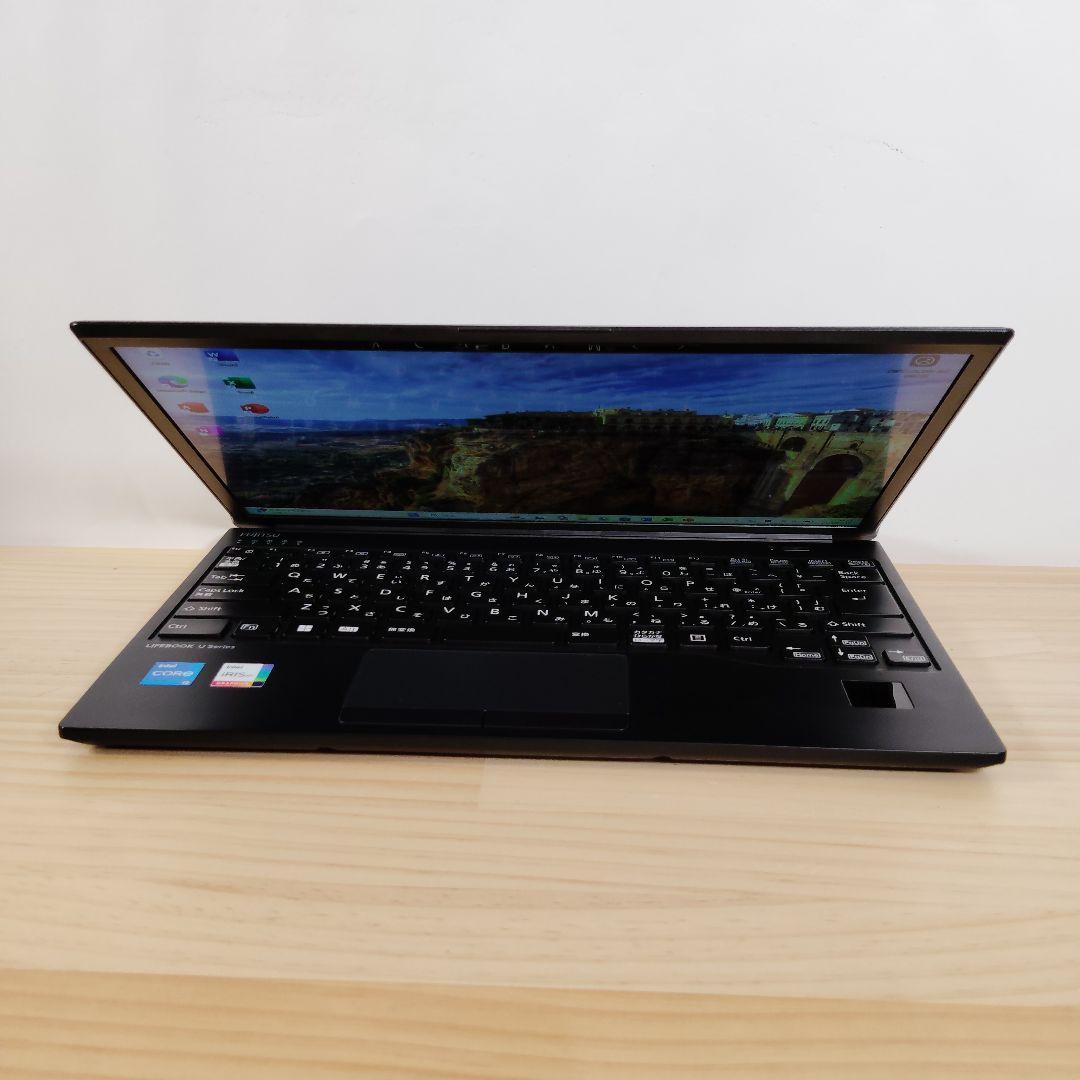 日本製 Fujitsu U9313 爆速 第13世代i5搭載 爆速 256GB