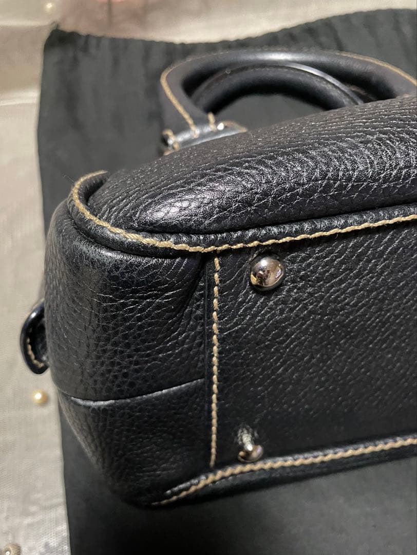 希少なミニサイズ CHANEL キャビアスキン　フリンジ ハンドバ