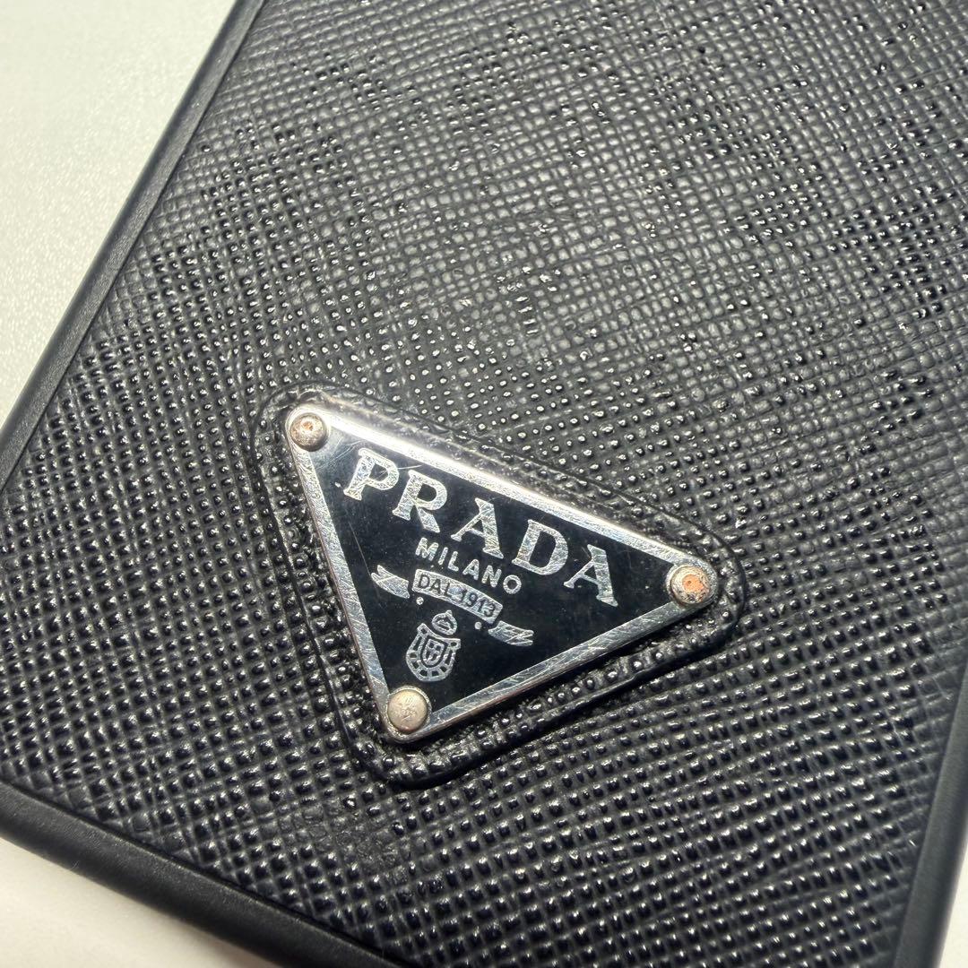 PRADA プラダ iPhone15pro スマホケース 黒 サフィアーノレザー