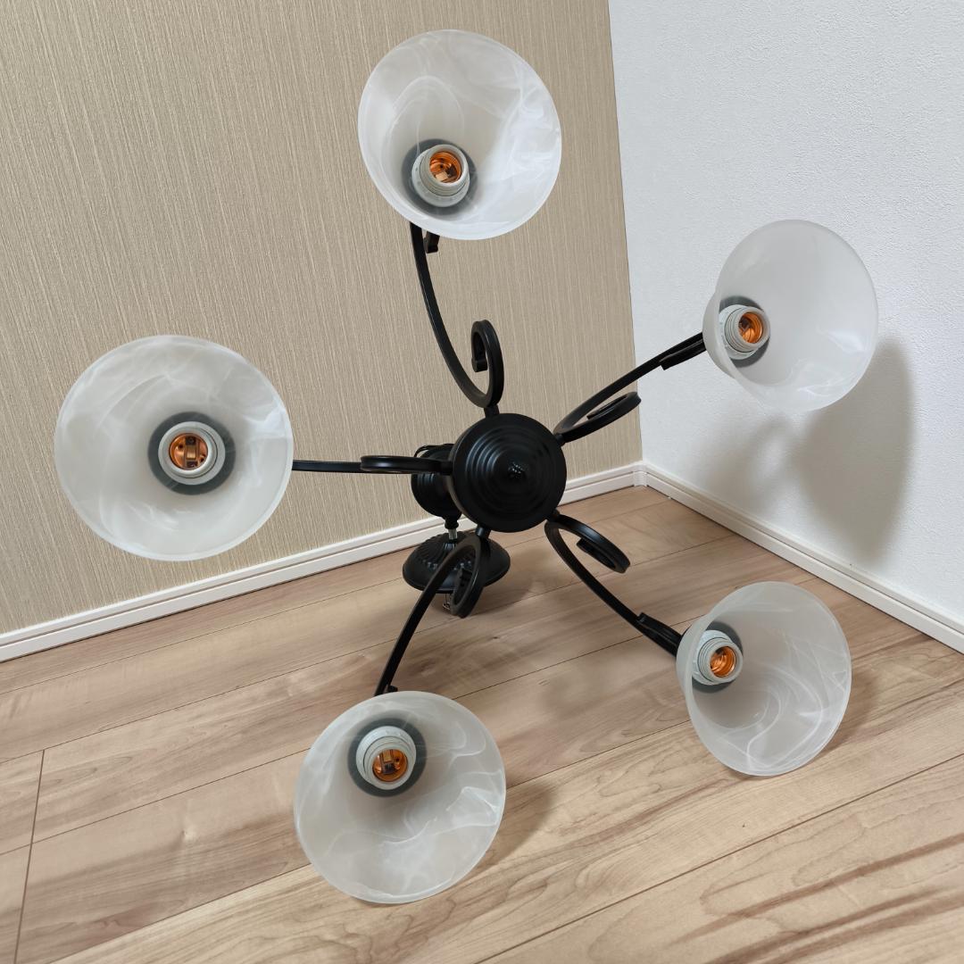 天井照明　シャンデリア　５灯　マッドブラック　クロティルド