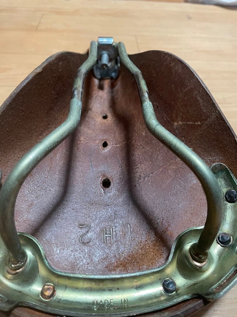 BROOKS B17 レザーサドル ブラウン