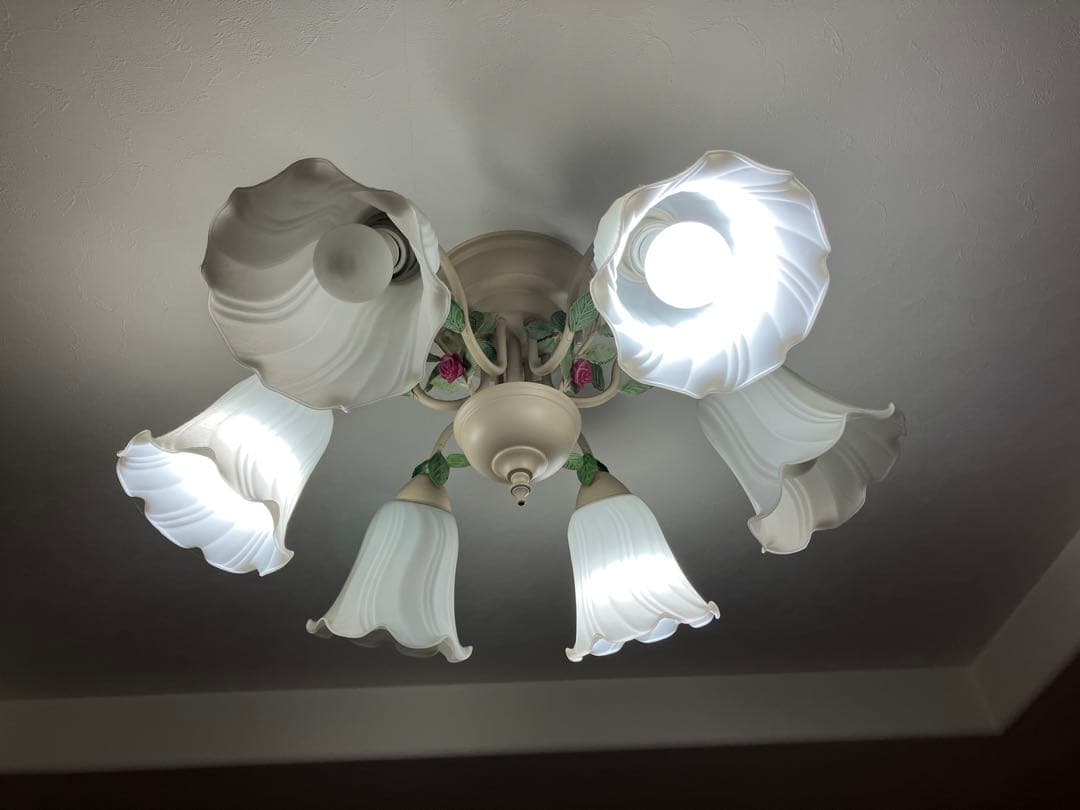 リビング照明 シャンデリア 薔薇