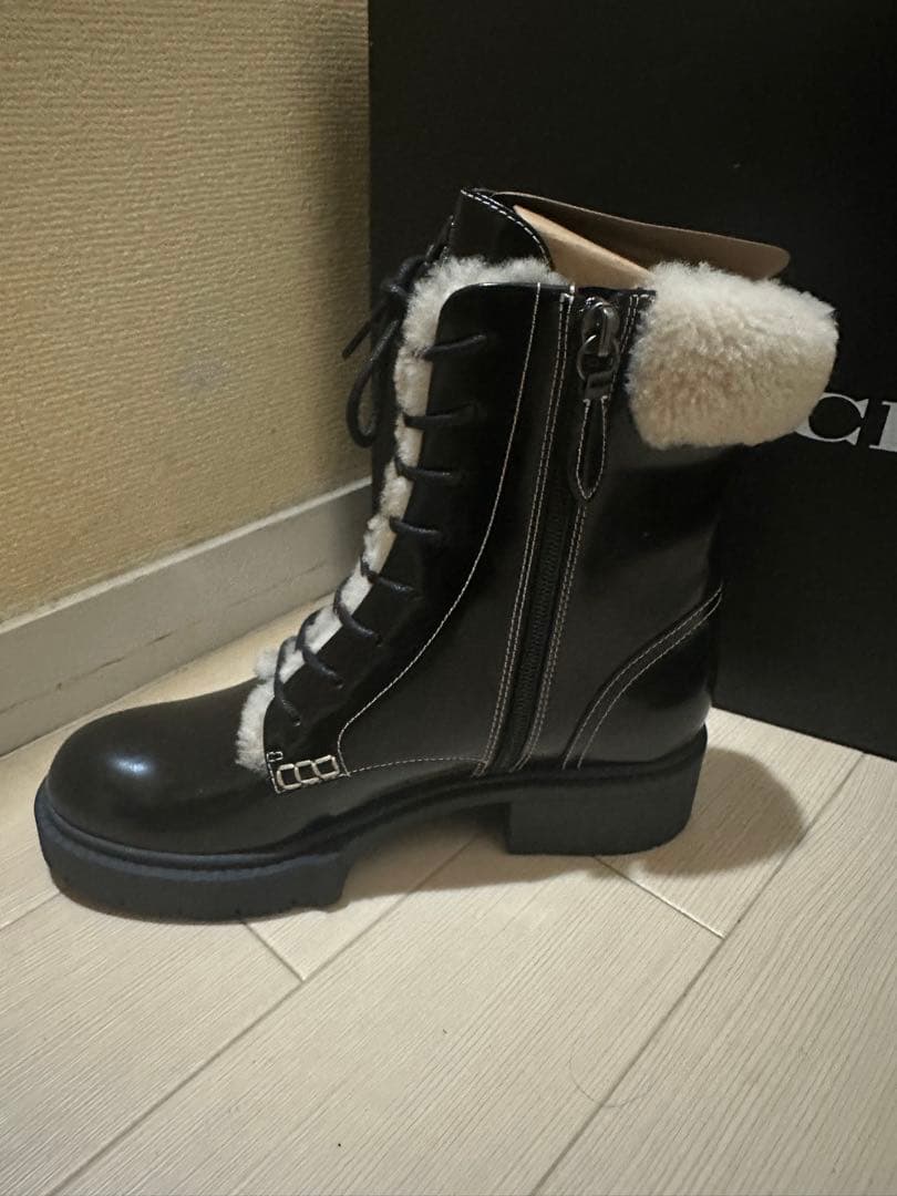 最終価格！新品未使用❣️COACH ブラックファー レースアップブーツ6
