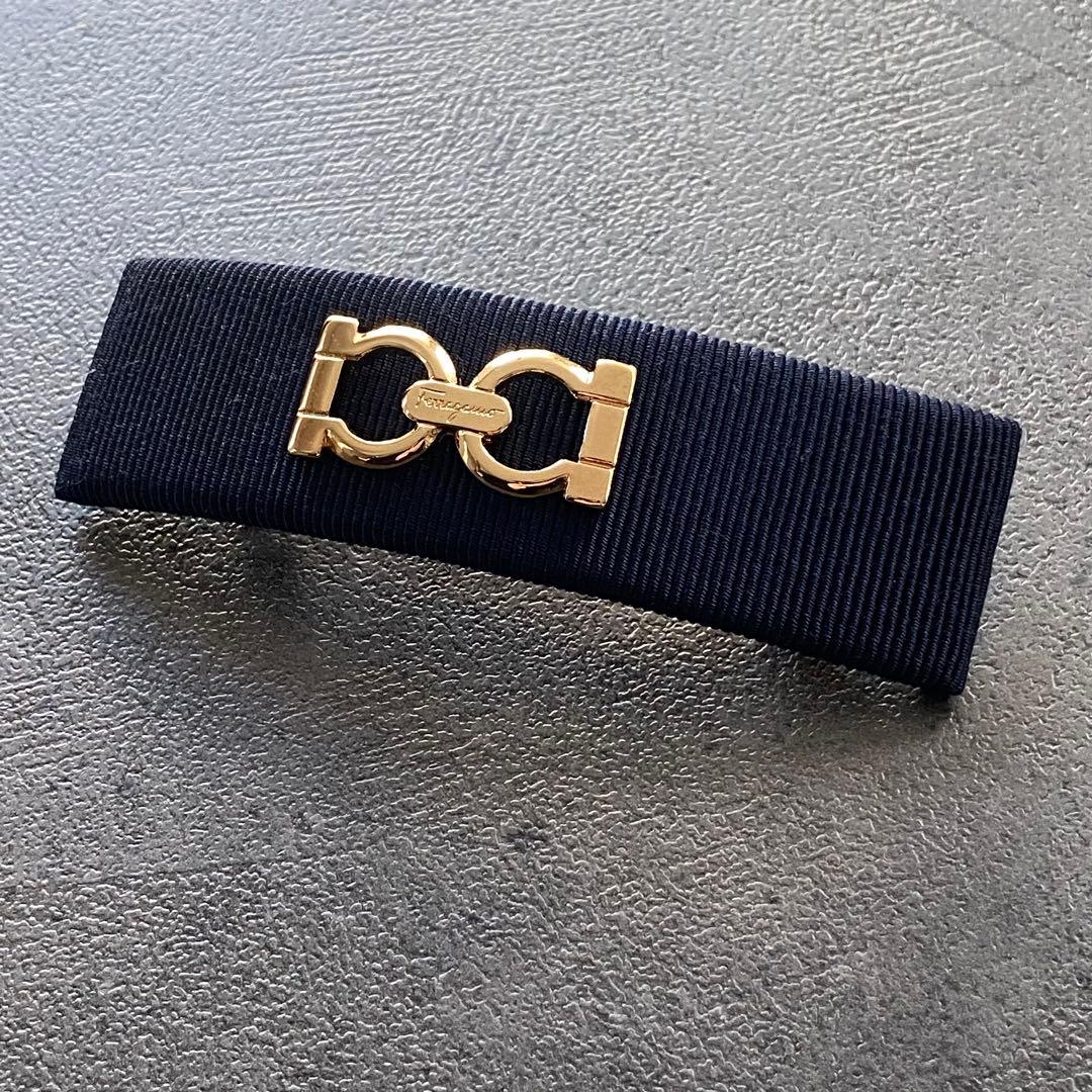 Salvatore Ferragamo バレッタ　ガンチーニ　ネイビー　ゴールド