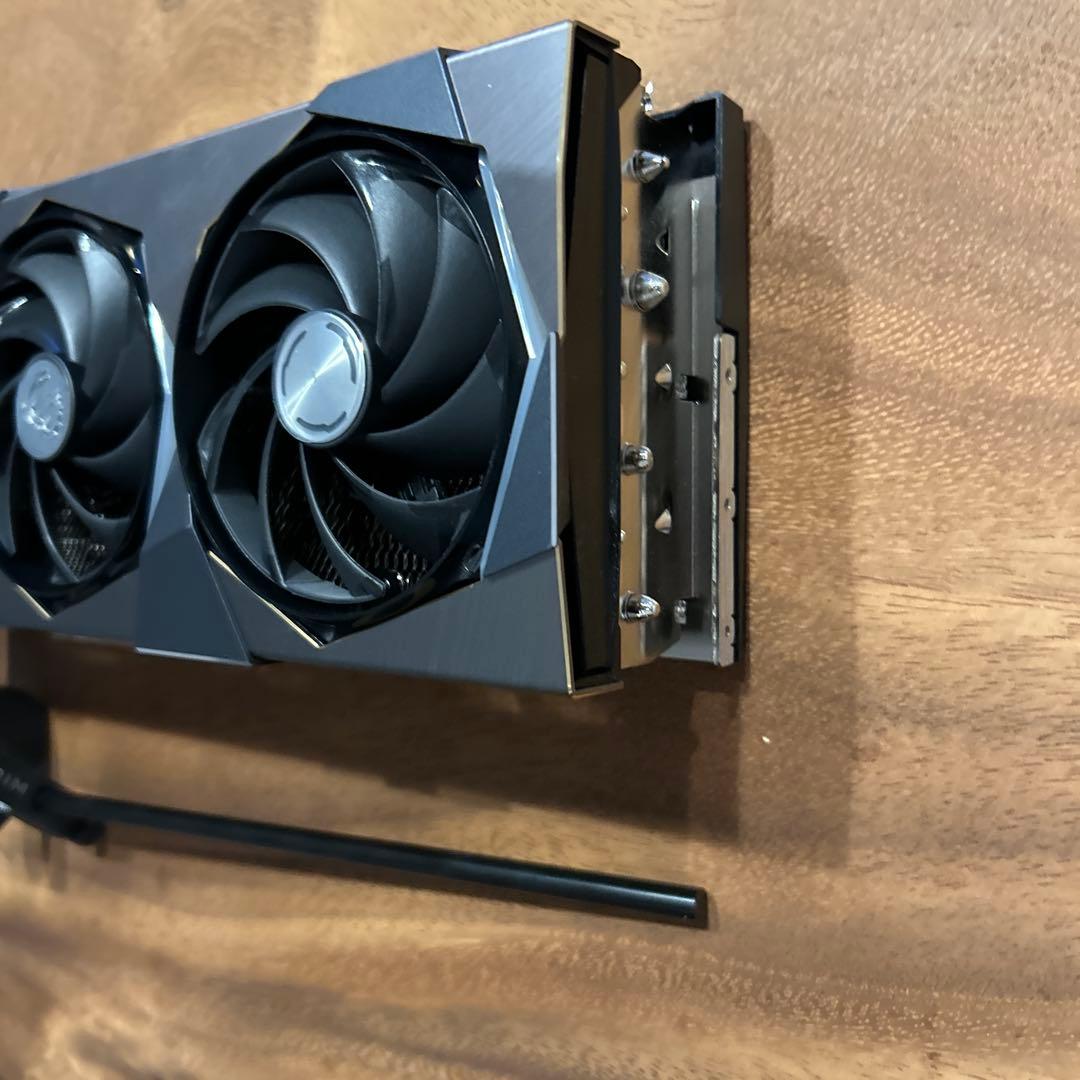 グラフィックボード・グラボ・ビデオカード MSI GeForce RTX 4090 SUPRIM X 24G VD8262