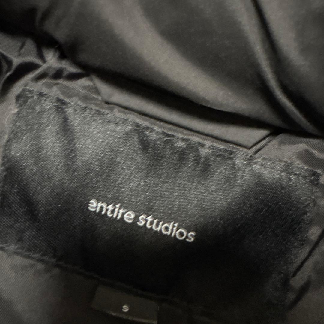 entire studios ダウンジャケット ボンバージャケット 短丈