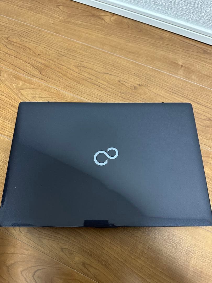 富士通 i3第7世代 4GB SSD128GB +HDD750GB FHD