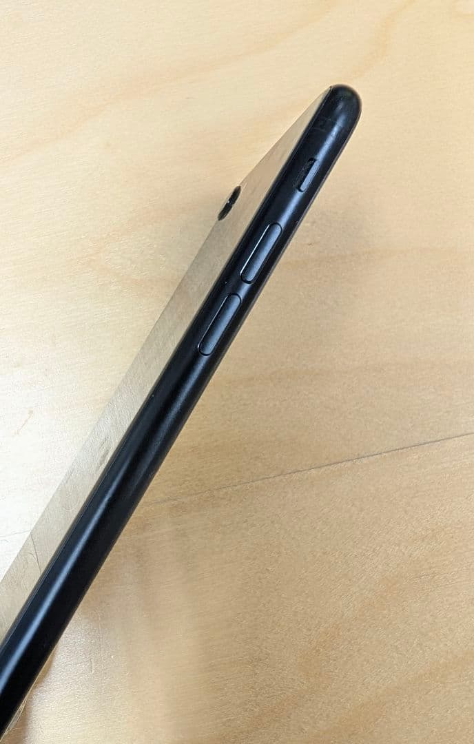 iPhone SE 第2世代 64GB A2296 ホームボタン不良 初期化済