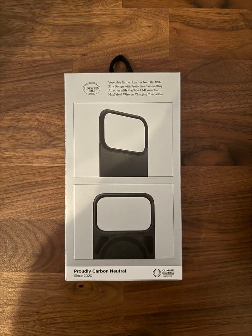 NOMAD Magnetic Leather Back 17 Pro 黒