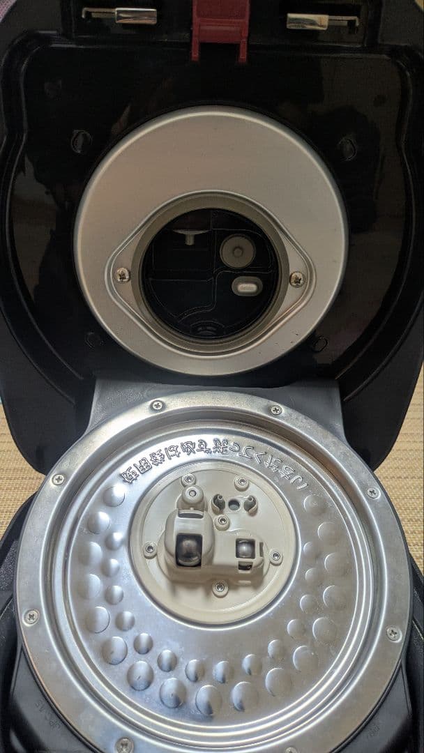 中古　TIGER IHジャー炊飯器 5.5合炊き　JPI-S100