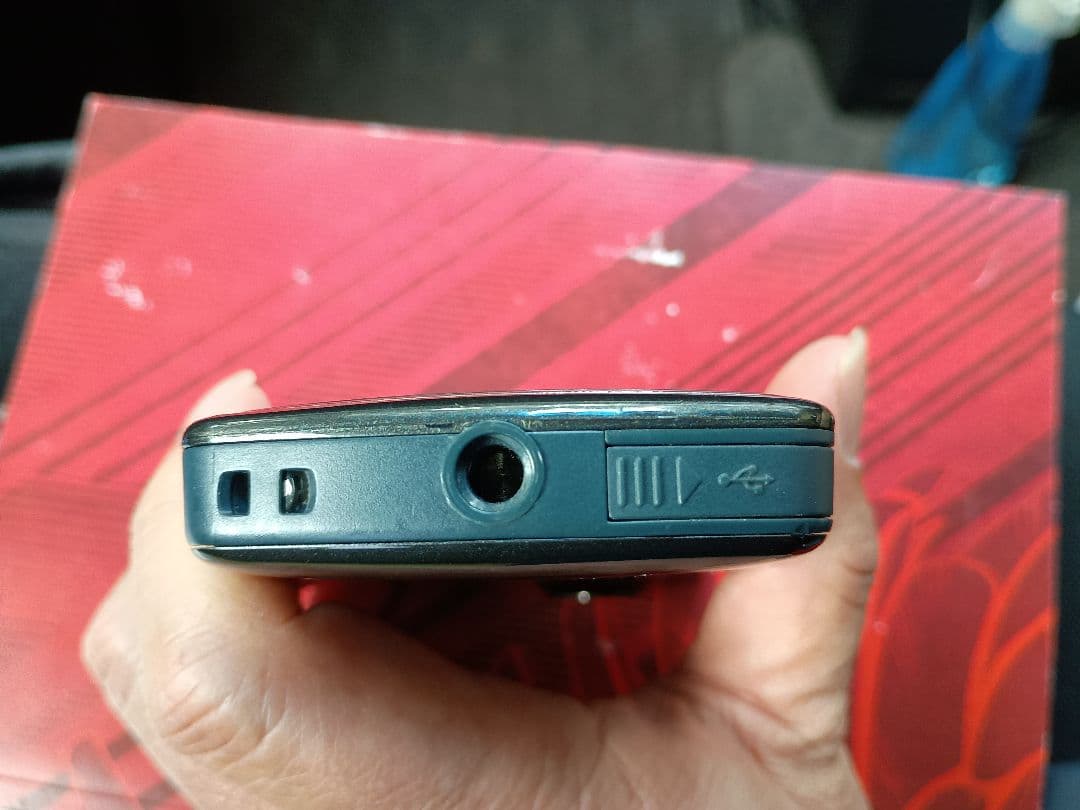 Kodak Zi8 ビデオカメラ 本体 動作確認済み　コダック