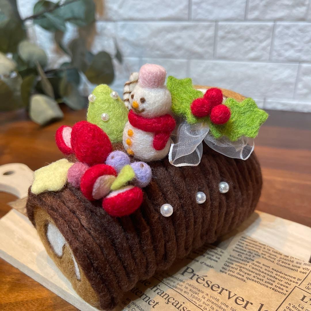 にこ様　オーダー品　羊毛フェルトのクリスマスケーキ8点　ブッシュドノエル3点