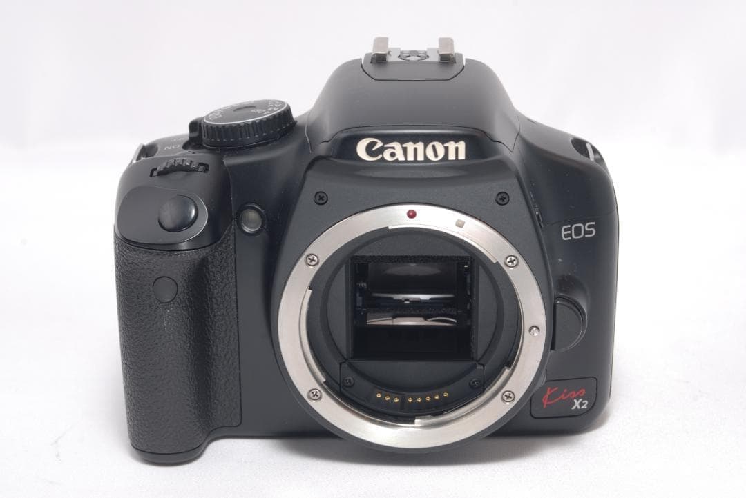 ⭐️簡単操作⭐️Canon Kiss X2 キャノン　デジタル一眼　カメラ