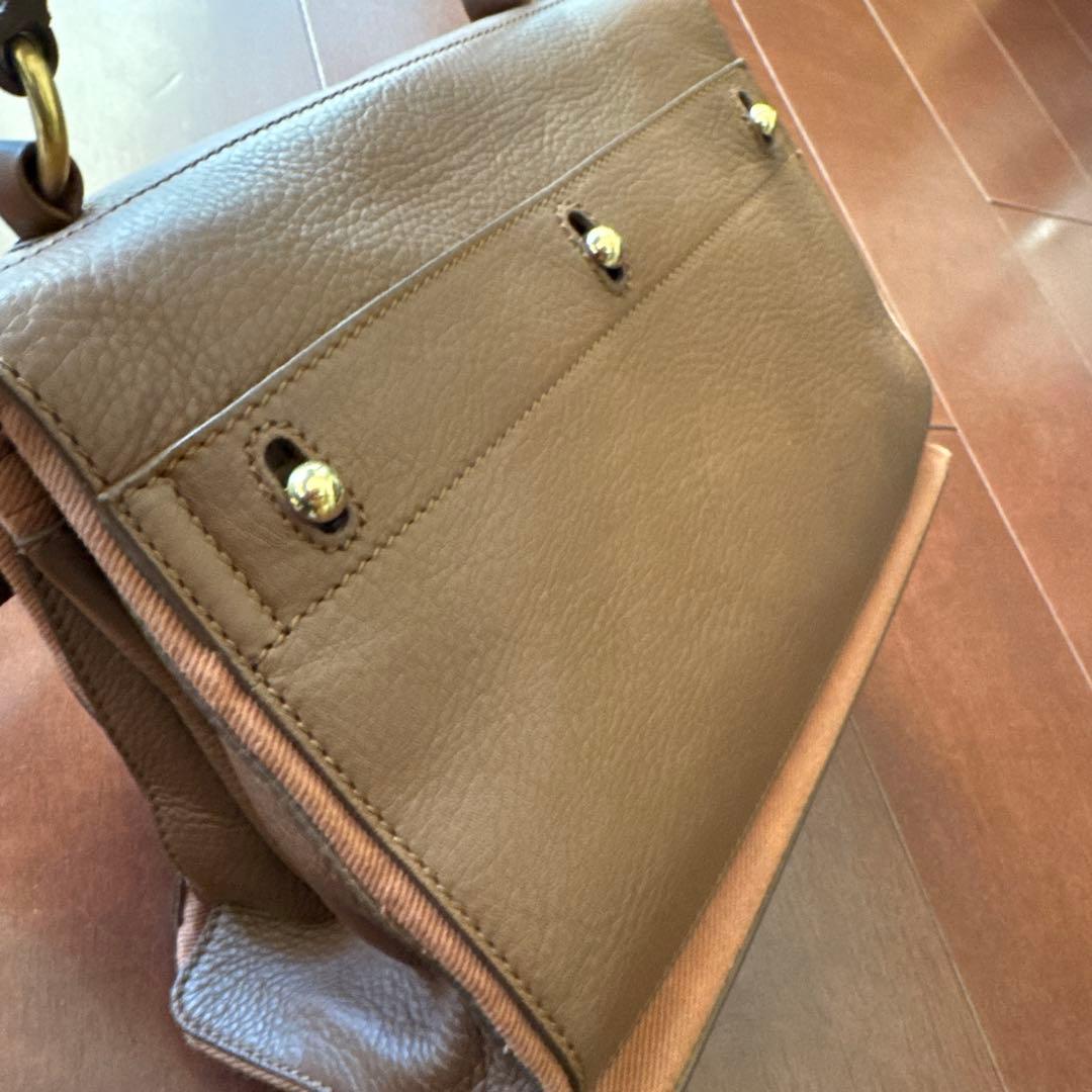 イヴサンローラン ミューズトゥ