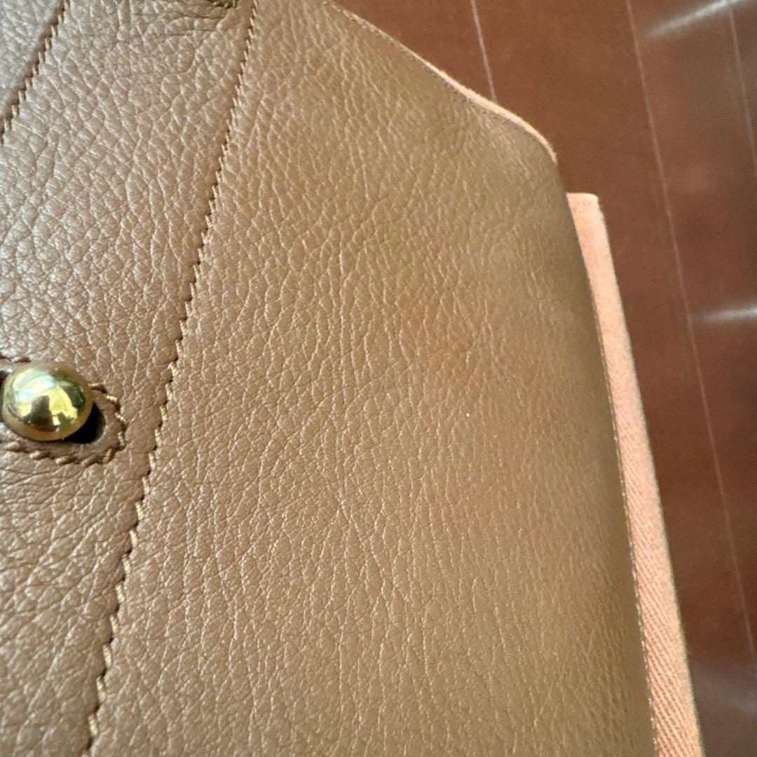 イヴサンローラン ミューズトゥ