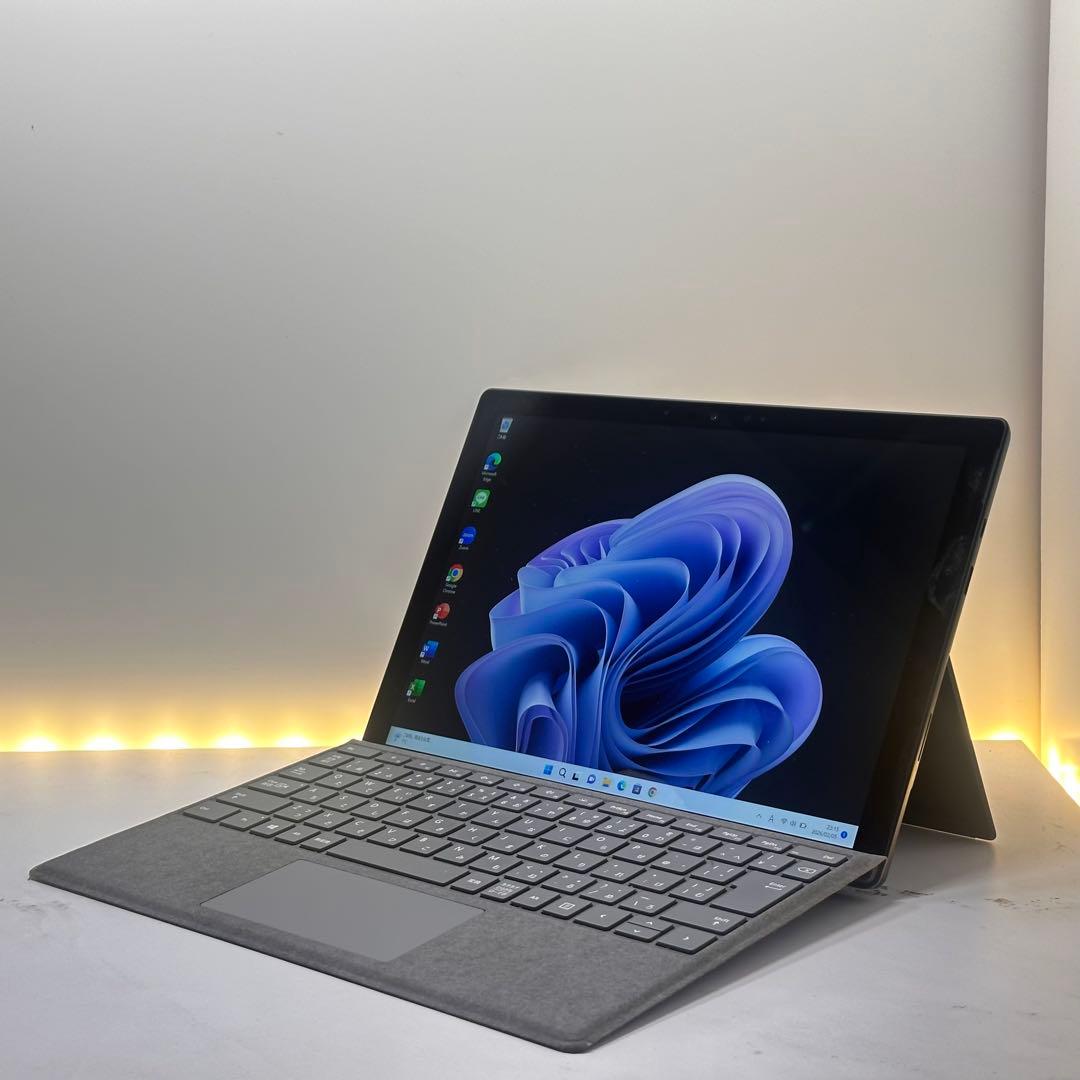 【ブラックモデル】Surface Pro7 Corei5/8/256