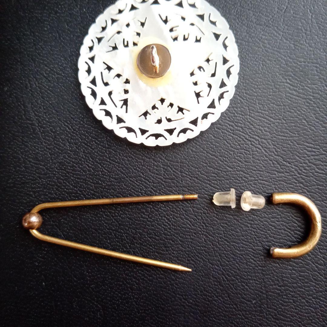 ベツレヘムパール 貝ボタン ブローチ 星 五芒星 工芸品 キルトピン付き