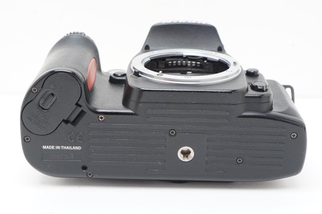 Nikon F80 フィルムカメラ