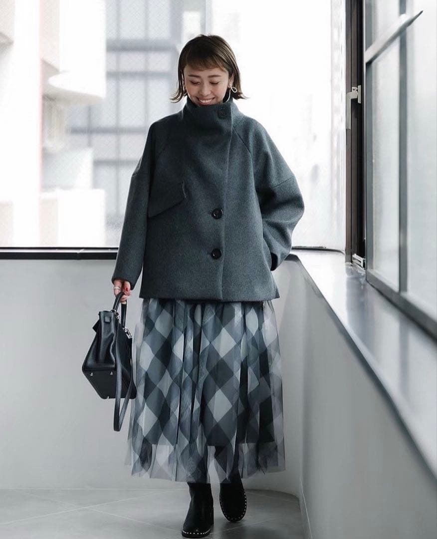 美品★ヴェロフォンナ×アキロンさんコラボ　スタンドカラーコート　チャコールグレー