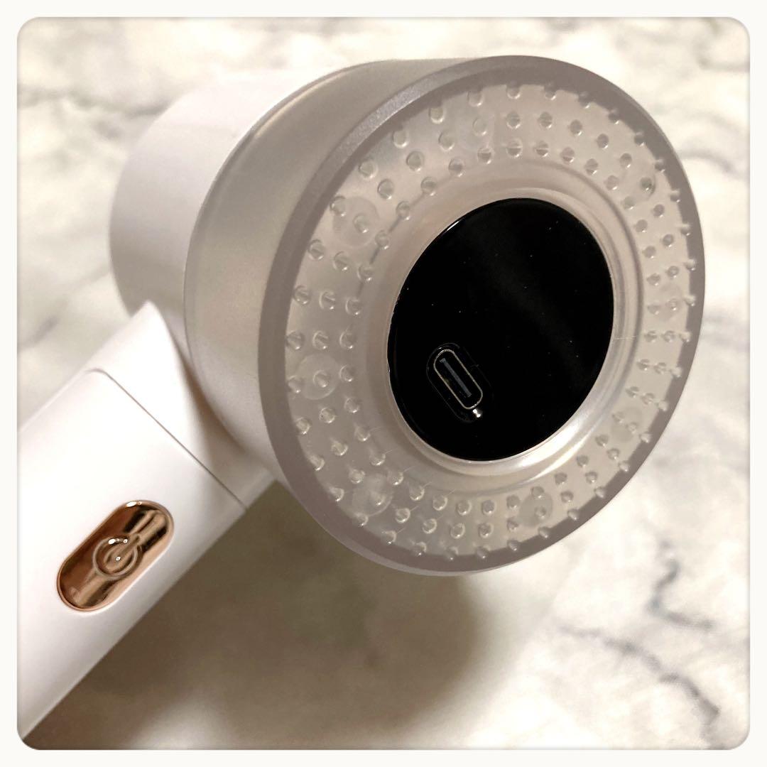 ‪꒰未使用꒱‬小型 毛玉取り 白 コードレス 毛玉クリーナー