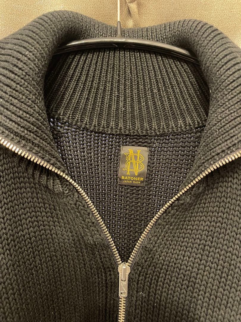 Batoner バトナー　ハーフzipニット