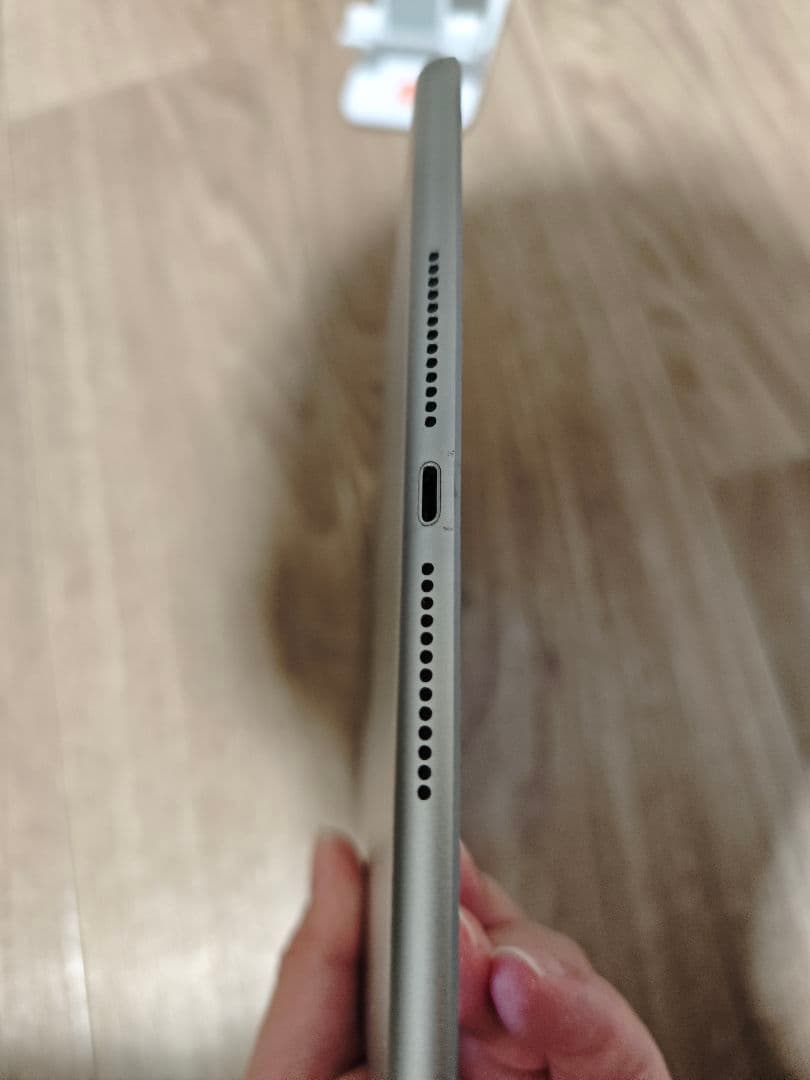 Apple iPad 第６世代　Wi-Fi＋セルラー 本体