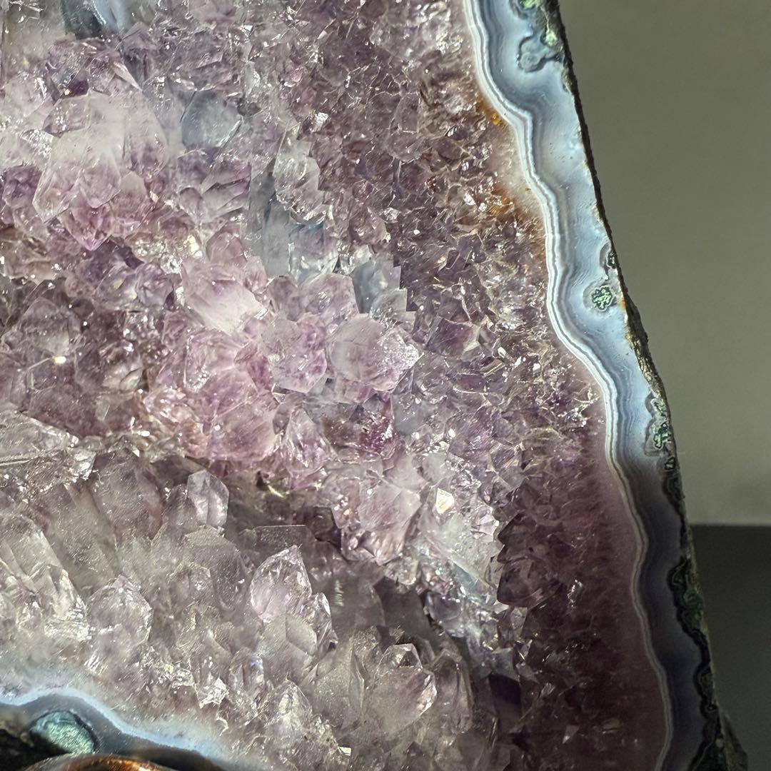 ブラジル産❣️天然石水晶共生アメジストのドーム　置物　台座付きNO.011811