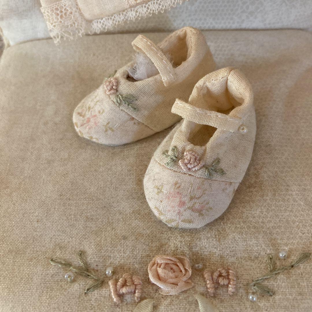 イマン　マリカ　アミナ　コラージュ置物