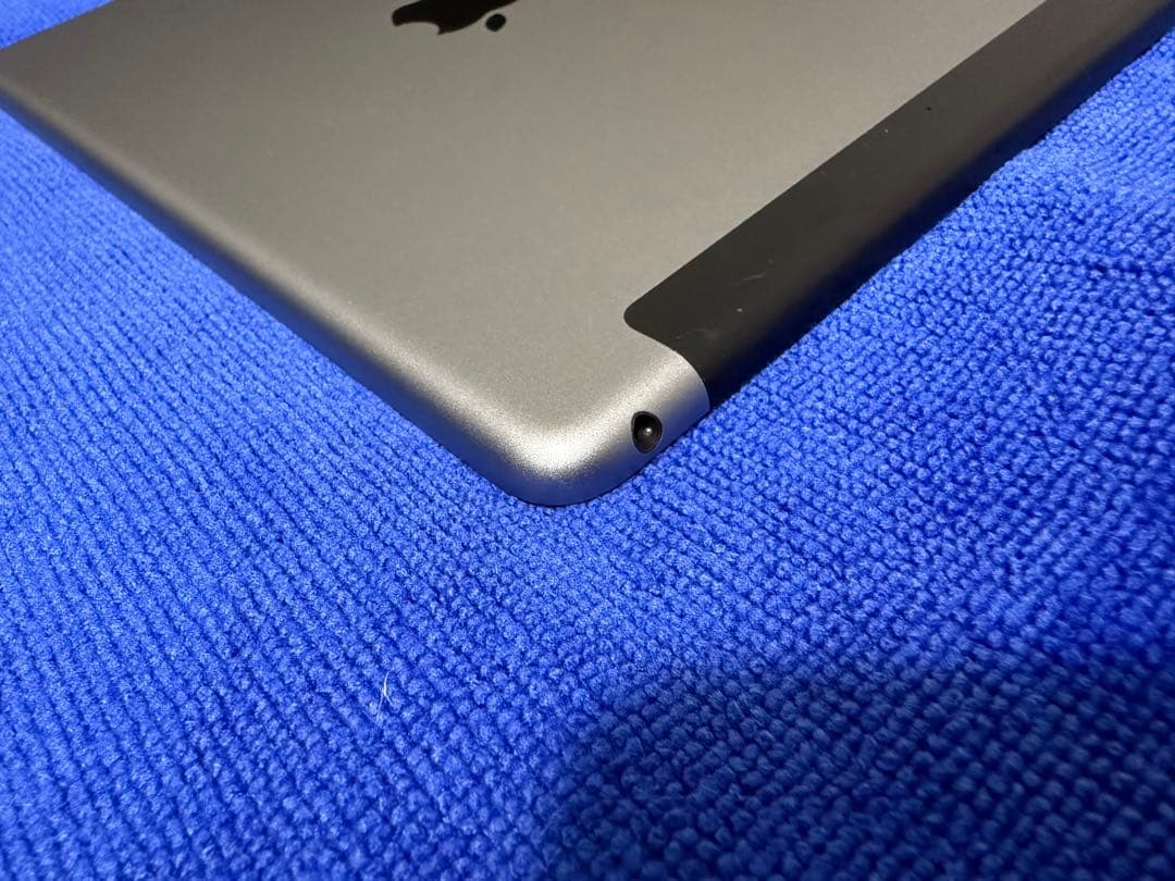 【美品バッテリー100%】iPad (第6世代) Cellular SIMフリー