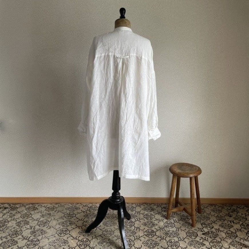 La chic baton ロングシャツ オフホワイト ラシックバトン