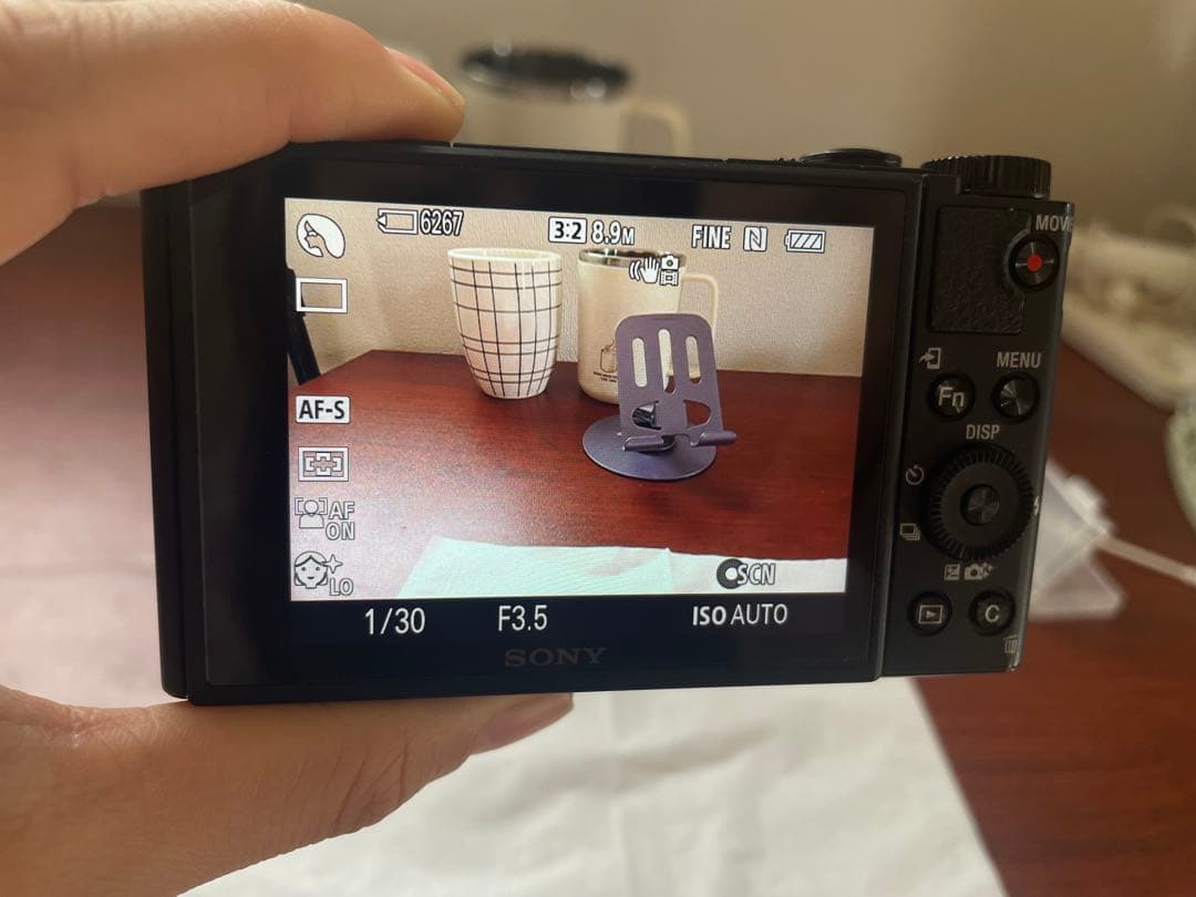 にこ　SONY コンパクトデジタルカメラ DSC-WX800