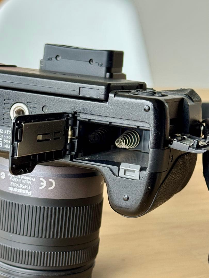 【美品】Panasonic LUMIX DMC-GH2 ブラック（パナソニック）