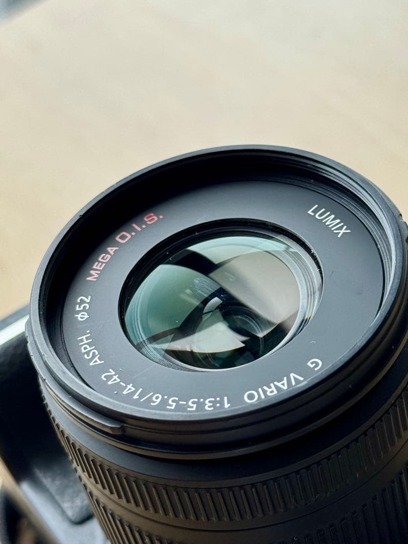 【美品】Panasonic LUMIX DMC-GH2 ブラック（パナソニック）