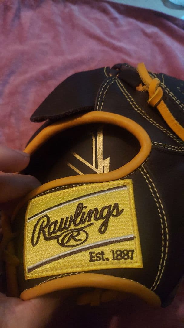 ローリングス　投手用グローブ　大人用
