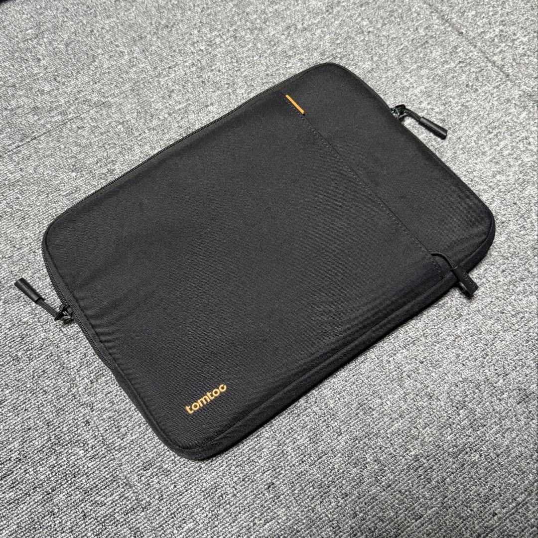 M2 MacBook Air (Mid2022) スペースグレイ ケース付