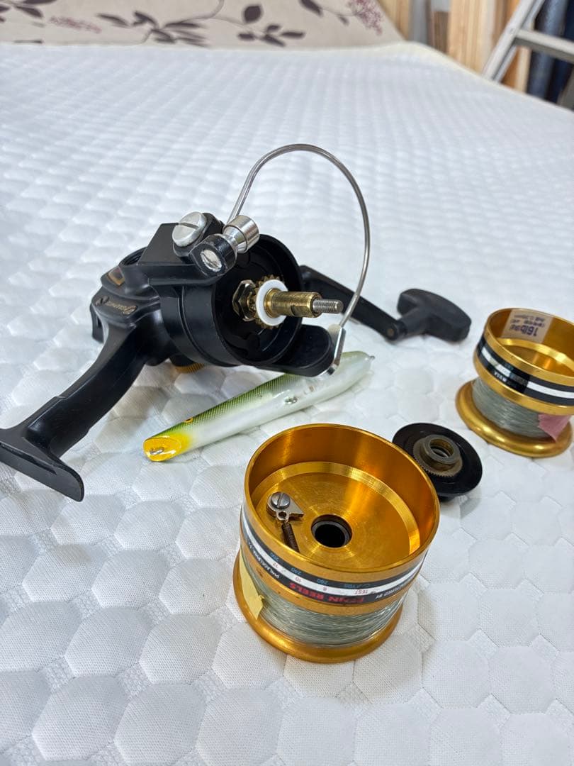 PENN4500SSスピニングリール ブラック/ゴールド