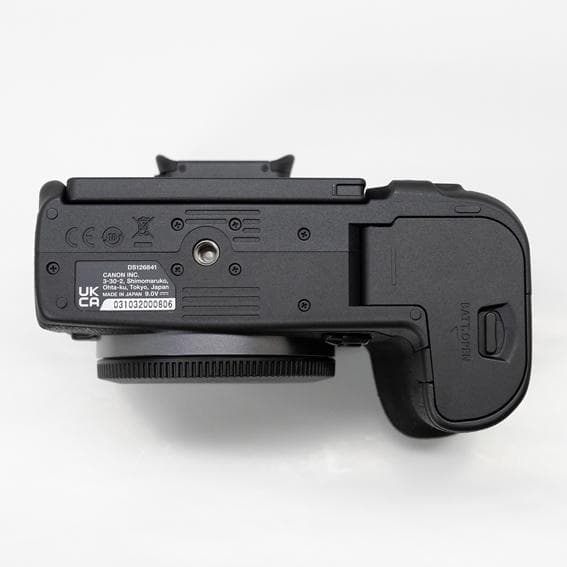 Canon EOS R7 ボディ【美品】ガラス・接点コーティング済み