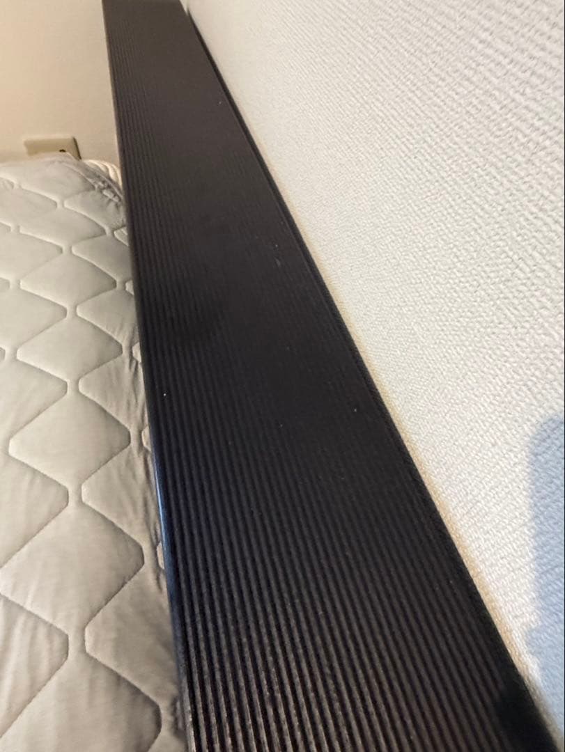 【40万】高級ダブルベッドマットレスとフレーム 木製 リブ加工