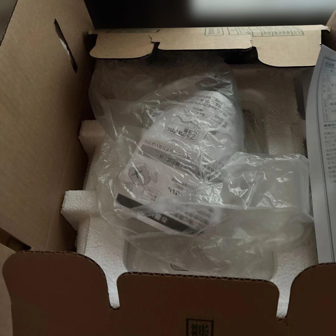 TOSHIBA RC-10HW 炊飯器 ホワイト