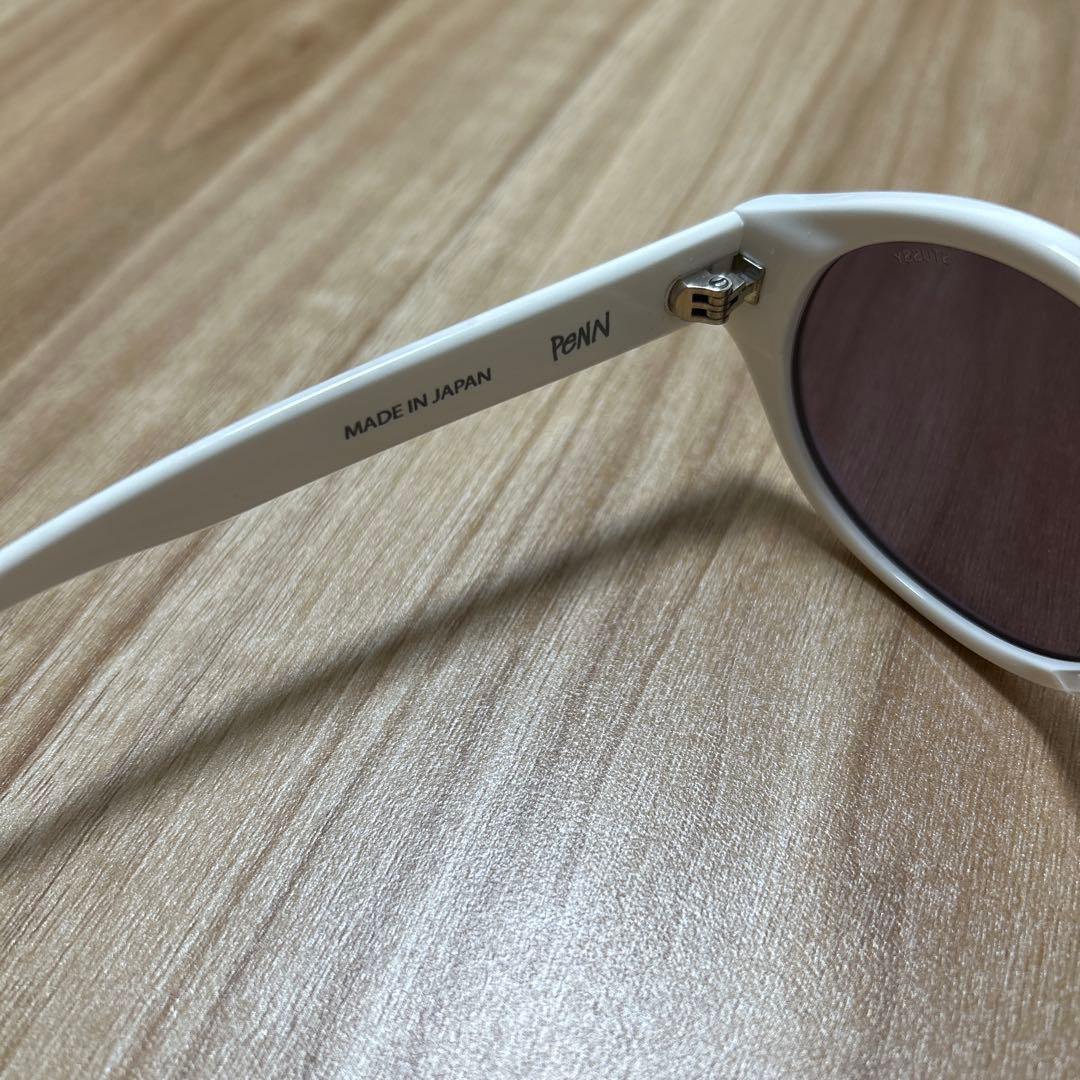 stussyサングラス