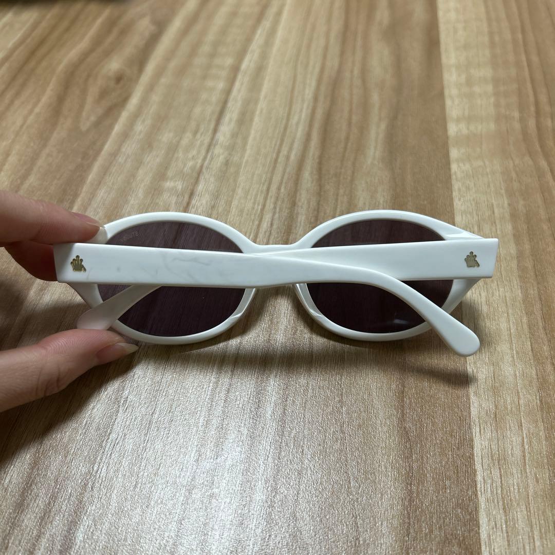 stussyサングラス