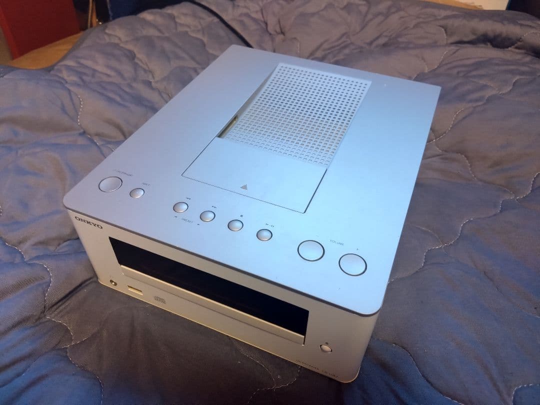 ONKYO CR-U3LT　オンキヨー　オーディオ　コンポ　Lightning