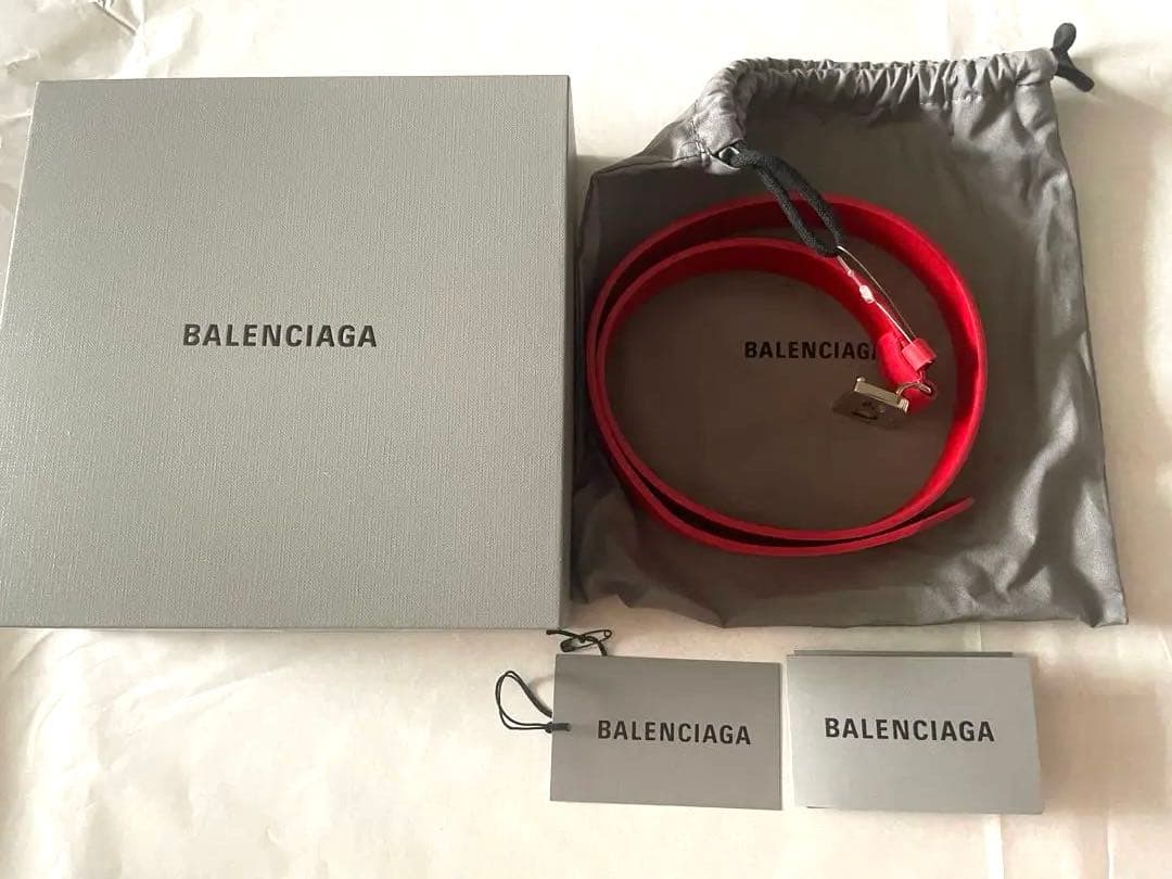 10/10-13限定価格今季の色レッドの新品未使用！BALENCIAGA ベルト