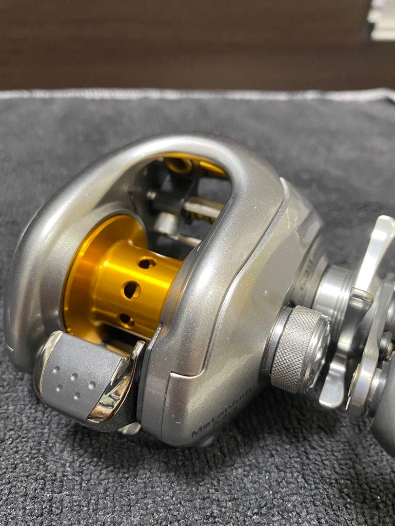 【新品未使用】シマノ　07メタニウムMg 右巻き