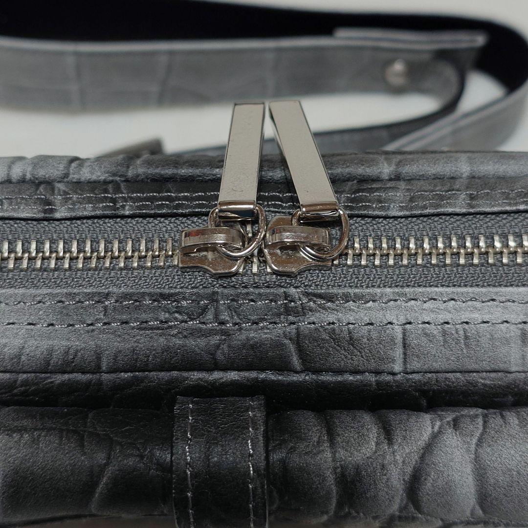 M.U.L.エムユーエル　ホワイトヌバッククロコダイル型押しショルダー