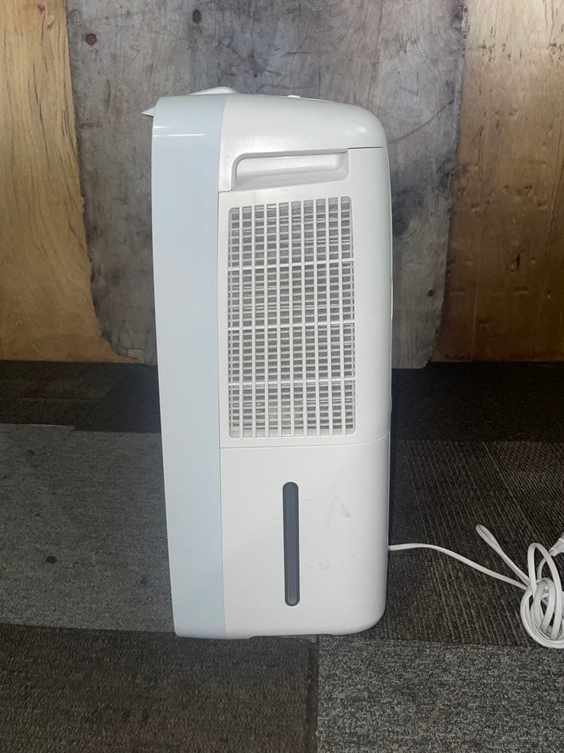 2021年製 SHARP 除湿機 CM-N100-W