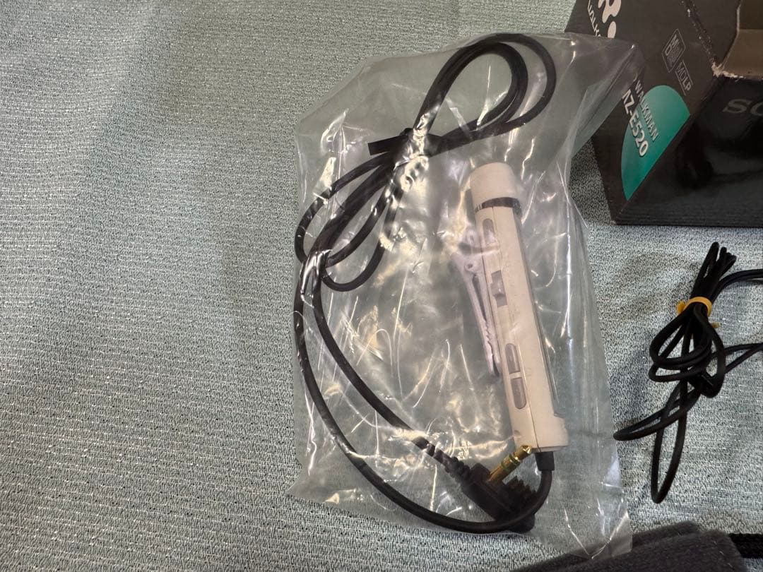 MD WALKMAN MZ-E520(欠品有) & MDディスク5枚 動作未確認