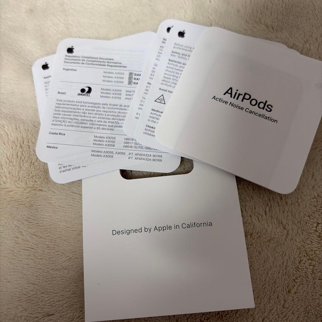 AirPods 4イヤホン