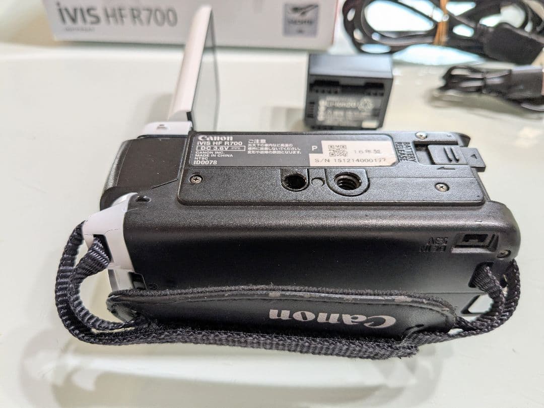 Canon iVIS HF R700 ビデオカメラ 本体
