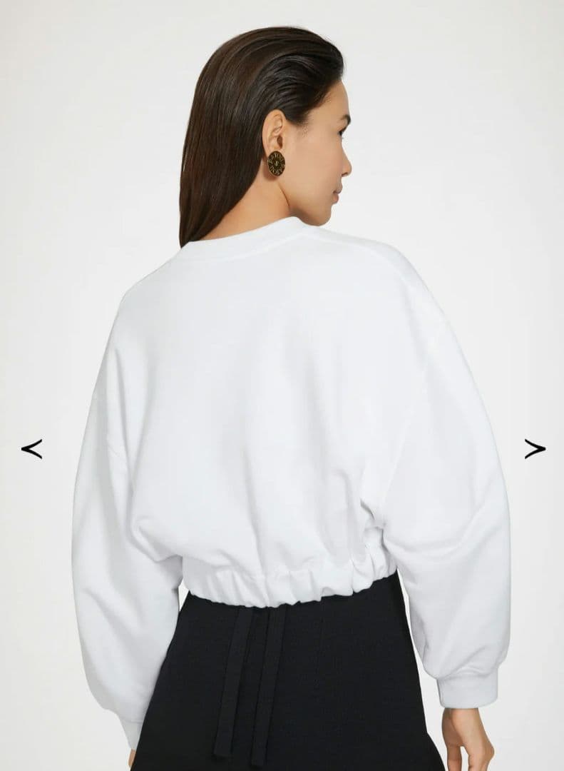 PATOU 刺繍ロゴ クロップドスウェット♡定価：¥90,200